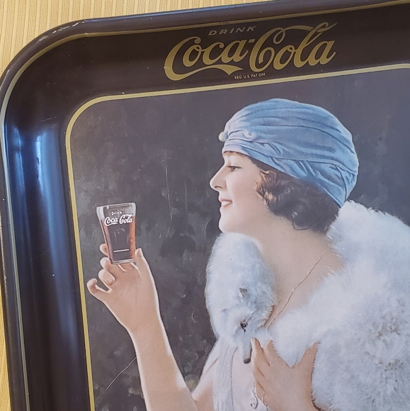 Vintage Coca Cola Metal Flapper Girl Serving Tray - Picture 9 of 12